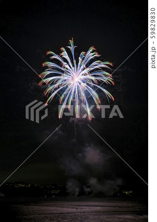 【湯河原温泉海上花火大会】 59829830