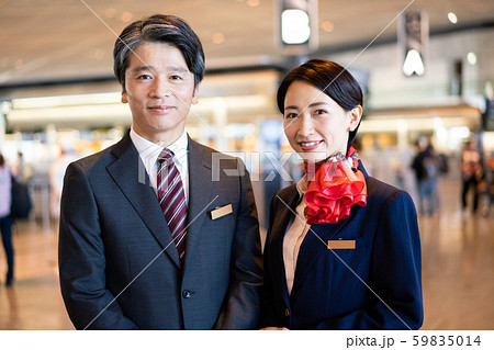 空港　キャビンアテンダント　客室乗務員 59835014