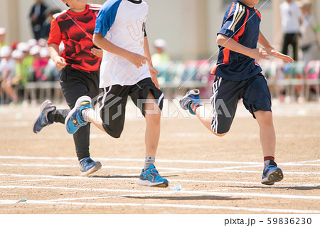 運動会　走る 59836230