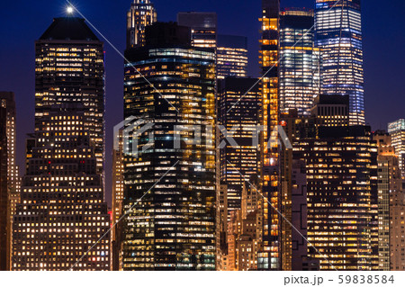 《ニューヨーク》マンハッタンの夜景・ブルックリンブリッジハイツプロムナード 《ニューヨーク》マンハッタンの夜景・ブルックリンブリッジハイツプロムナード 59838584