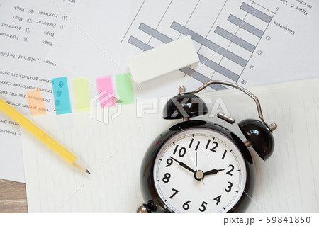 テストのための勉強と勉強時間。 テストのための勉強と勉強時間。 59841850