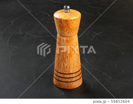 Wooden pepper shaker 59852604