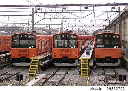 中央線201系電車が現役のころの豊田電車区(東京都日野市) 中央線201系電車が現役のころの豊田電車区(東京都日野市) 59852796