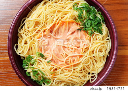 コンビニパスタ　明太マヨのスパゲティ 59854725