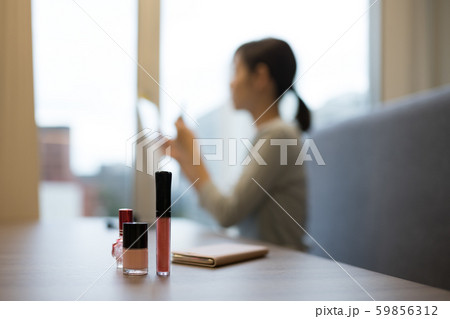 女性 女性 59856312