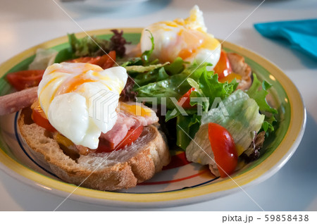 Breakfast with eggs Benedict , toasted ham, Breakfast with eggs Benedict , toasted ham, 59858438