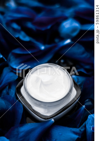 Luxury face cream moisturizer for facial skin on Luxury face cream moisturizer for facial skin on 59861314