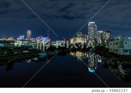横浜の夜の横浜 59862237