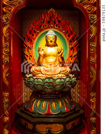 シンガポール・仏牙寺龍華院の仏像 59879135