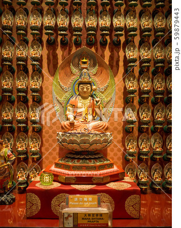 シンガポール・仏牙寺龍華院の仏像 59879443