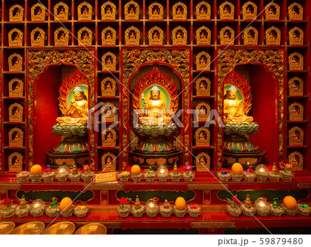 シンガポール・仏牙寺龍華院の仏像 59879480