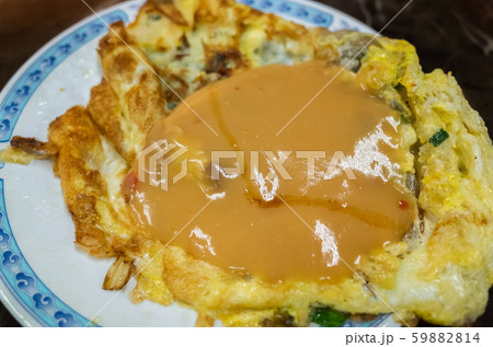 Taiwanese snack of oyster omelet 59882814