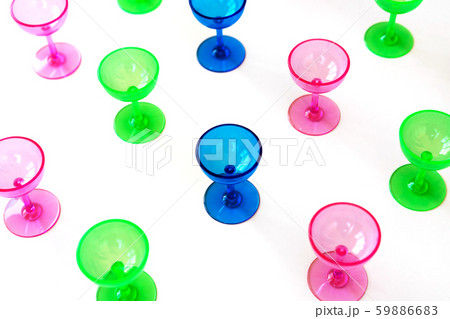 Seamless geometric pattern consisting of small plastic cocktail glasses Seamless geometric pattern consisting of small plastic cocktail glasses 59886683
