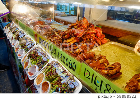 Mangwon Market in Seoul,Korea. 59898522