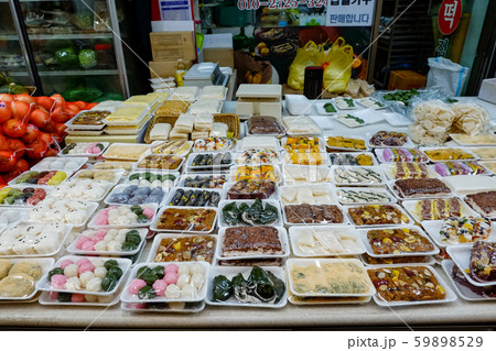 Mangwon Market in Seoul,Korea. 59898529