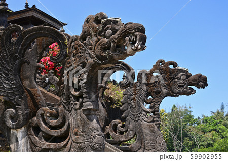 バリ島　ブサキ寺院 59902955