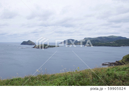 知夫村の島津島(島根県隠岐郡知夫村) 知夫村の島津島(島根県隠岐郡知夫村) 59905024