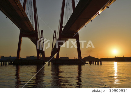名港西大橋からの日の出 名港西大橋からの日の出 59909954