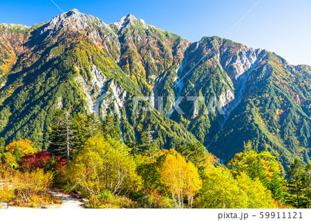 《富山県》紅葉の立山黒部アルペンルート・黒部平庭園 《富山県》紅葉の立山黒部アルペンルート・黒部平庭園 59911121