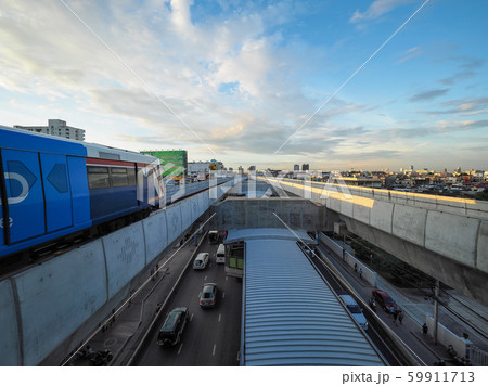バンコク・BTSサムロン駅からの眺め view from Samrong st. Thailand 59911713
