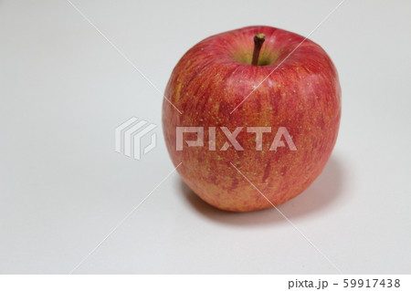 りんご 59917438