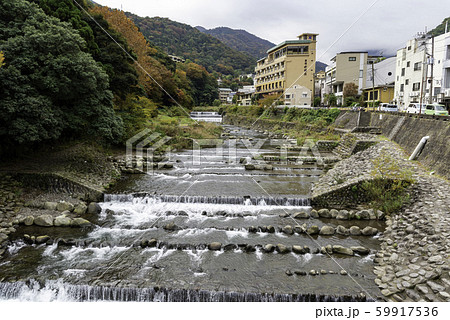 箱根湯本の紅葉 59917536