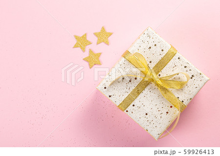 Selection of white, gold and black coloured christmas gift boxes Selection of white, gold and black coloured christmas gift boxes 59926413