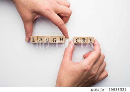 イメージ　ラフ　クライ　笑う　泣く 59933521
