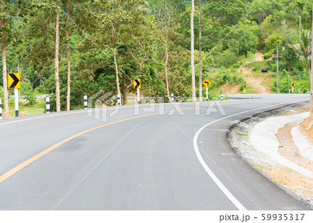 sunny sky and beautiful asphalt road 59935317
