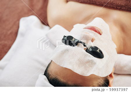 Beauty salon client ready for UV therapy 59937397