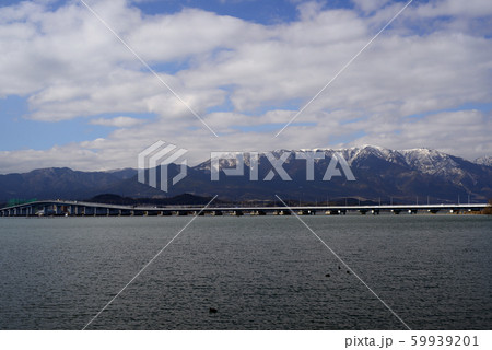 琵琶湖大橋と比良山地-6 59939201