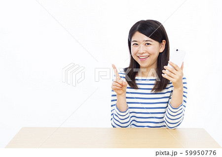 30代女性 スマホ 30代女性 スマホ 59950776