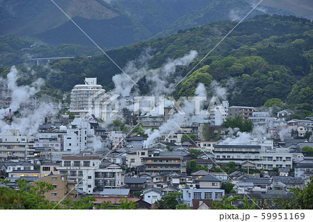 大分県別府市 湯けむり展望台から望む鉄輪温泉街の写真素材