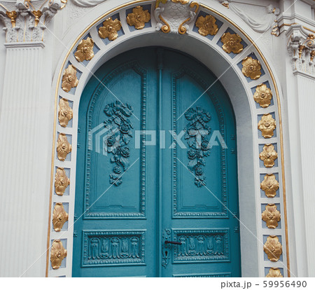 carved wooden door 59956490
