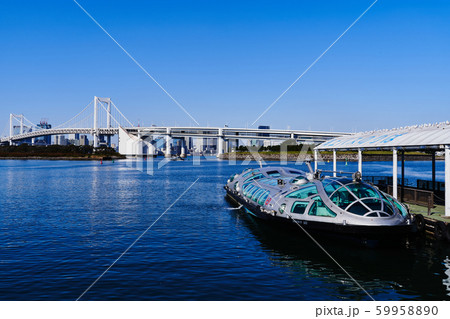 お台場 海上バス乗り場の風景 お台場 海上バス乗り場の風景 59958890