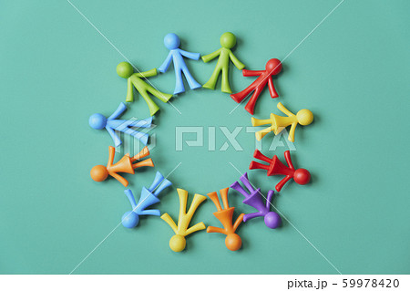 カラフルな人形 丸 エメラルド カラフルな人形 丸 エメラルド 59978420