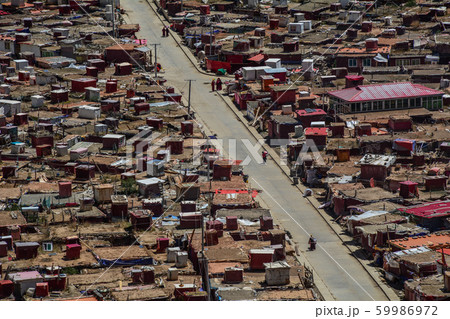 Yarchen Gar Monastery in Garze Tibetan 59986972