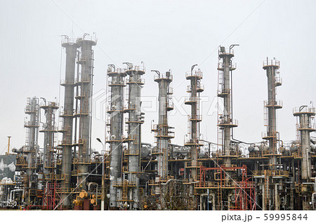 Rectification columns, gas separation unit at oil 59995844