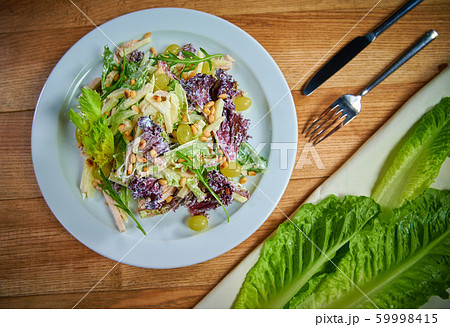 Waldorf salad 59998415