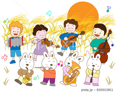 満月の夜の子供とウサギのコンサート 60002861