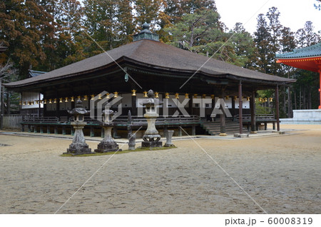 高野山・壇上伽藍の「御影堂(みえどう)」(高野山 金剛峰寺/和歌山県伊都郡高野町高野山) 高野山・壇上伽藍の「御影堂(みえどう)」(高野山 金剛峰寺/和歌山県伊都郡高野町高野山) 60008319