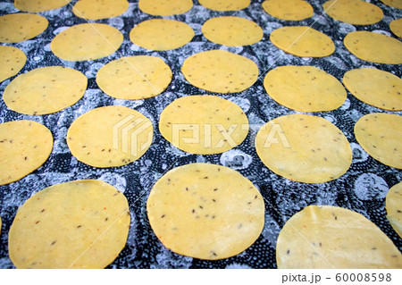 Khichiya papdi papad Rice flour crackers or Khichiya papdi papad Rice flour crackers or 60008598
