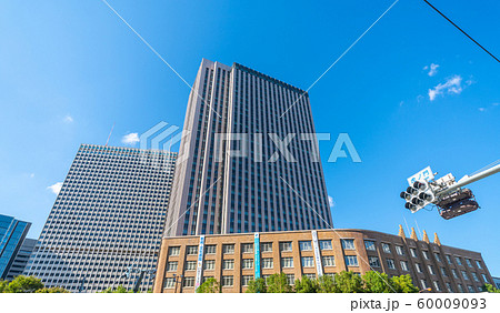 日本の東京都市景観　「虎ノ門」の交差点から霞が関の官庁街などを望む 60009093