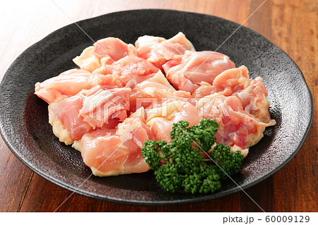 鶏肉　もも　角切り 60009129