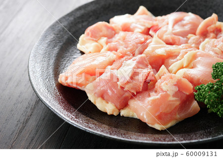 鶏肉　もも　角切り 60009131