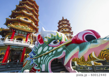 パワースポットで有名な龍虎塔 60012440