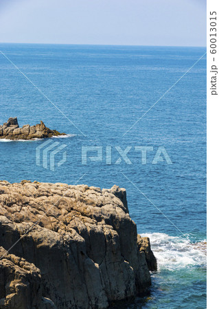 東尋坊の風景 福井県坂井市三国町安島 60013015