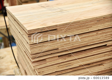 木造住宅の建築資材(合板) 木造住宅の建築資材(合板) 60013589