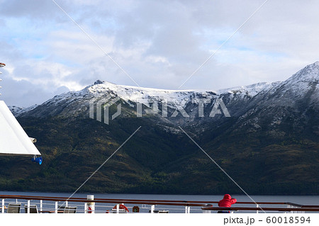南米パタゴニア　フィヨールド 60018594