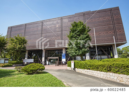 福岡県立美術館 60022485